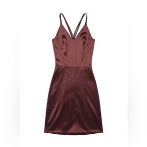 Windsor Chic Burgundy Satin Backless Dress
